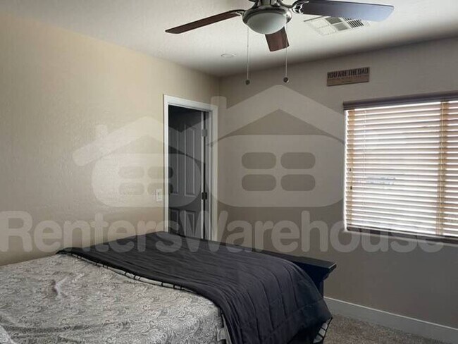 Building Photo - North Phoenix 4bed 2.5ba 2car POOL Oasis