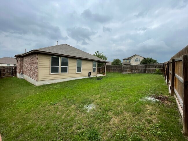 Building Photo - 2942 Oak Branch Ridge