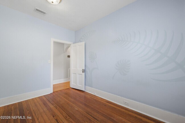 Building Photo - 3649 Walsh St