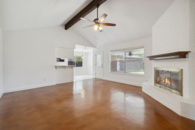 Building Photo - 7202 Squirrel Oak Cir