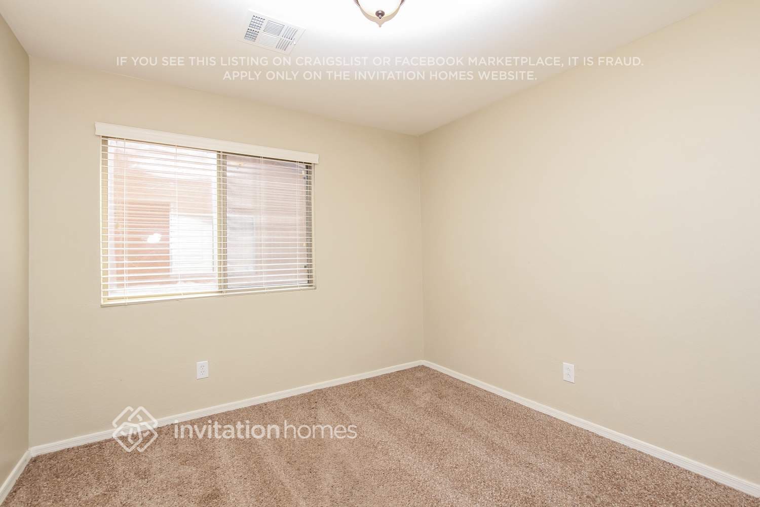 Building Photo - 14409 N 150th Ave
