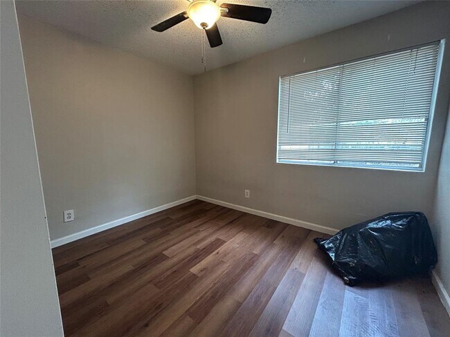 Building Photo - 10440 Doc Holliday Trail