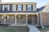 Building Photo - 609 Cahaba Manor Trail