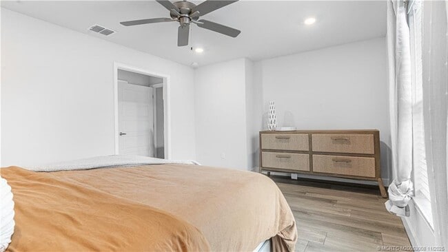 Building Photo - 5208 Manciano St