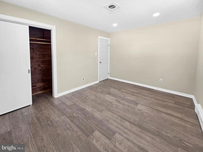 Building Photo - 120 3rd