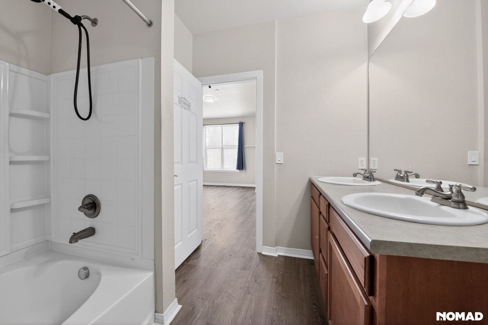 Building Photo - 7222 S Blackhawk St