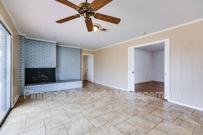 Building Photo - 2618 A&M