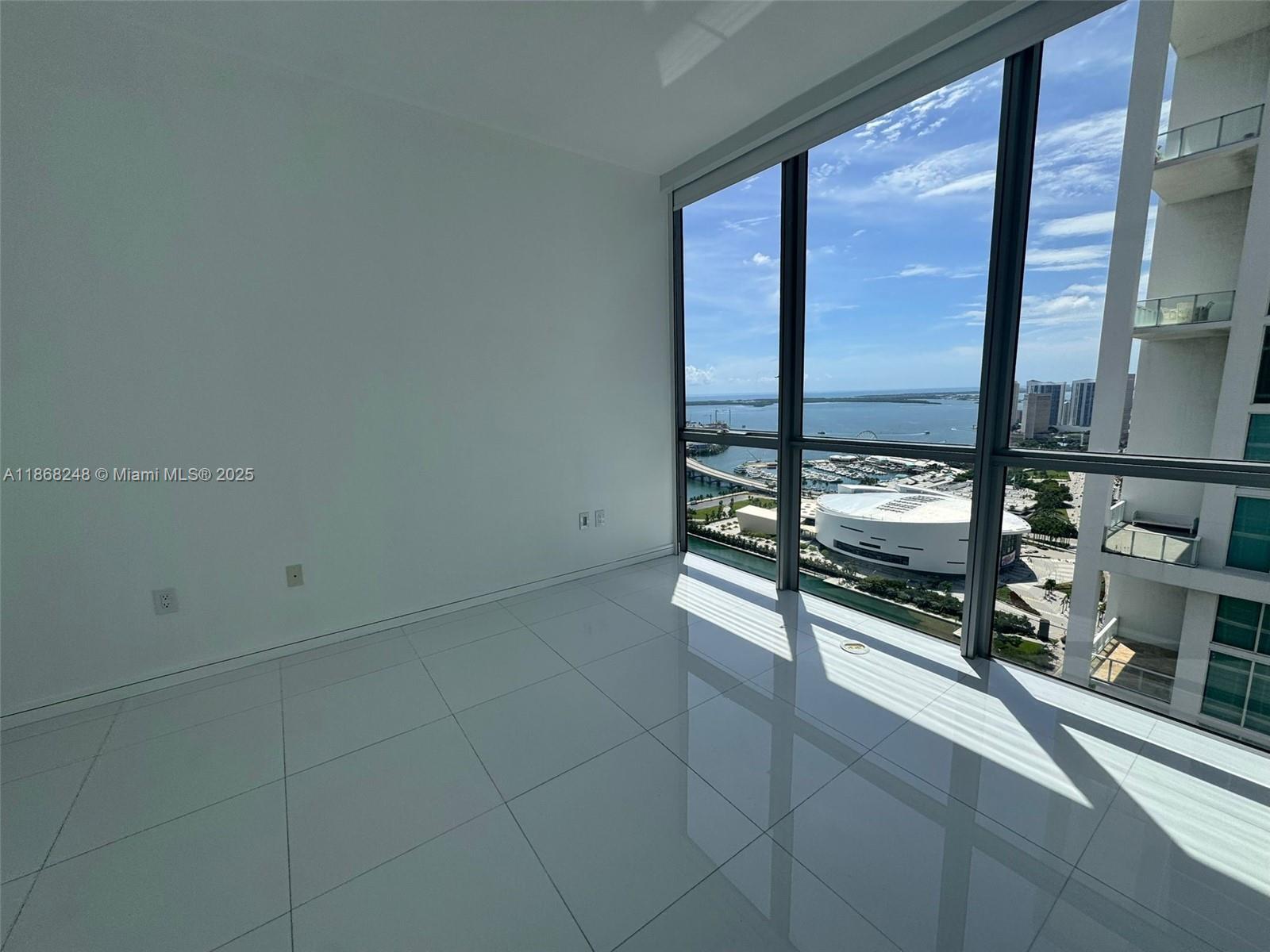Building Photo - 1100 Biscayne Blvd