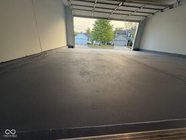 Building Photo - 510 Grand Woods Dr