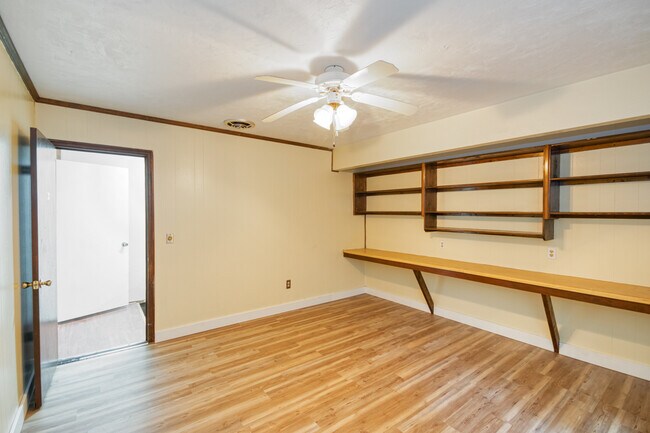 Building Photo - 289 Fern Hollow Rd