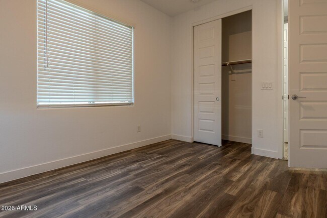 Building Photo - 3830 S 64th Dr