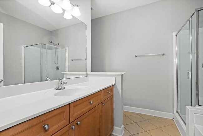Building Photo - 8441 Callabee Way