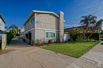 Building Photo - REMODELED, BRIGHT & AIRY, 1550 SQ FT, 3BR2...