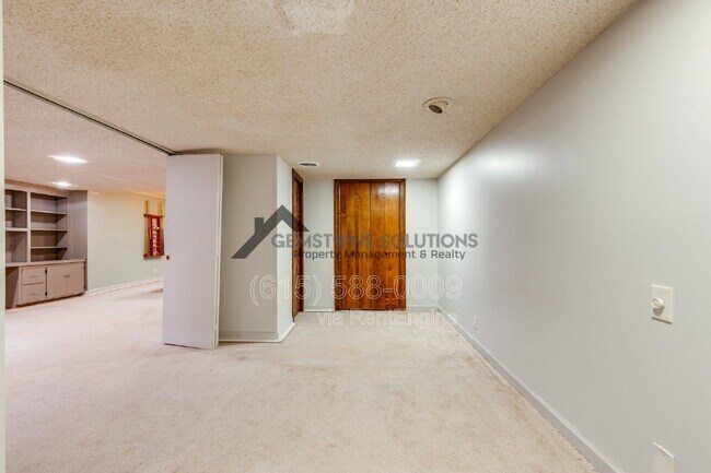 Building Photo - 1227 Carl Seyfert Memorial Dr