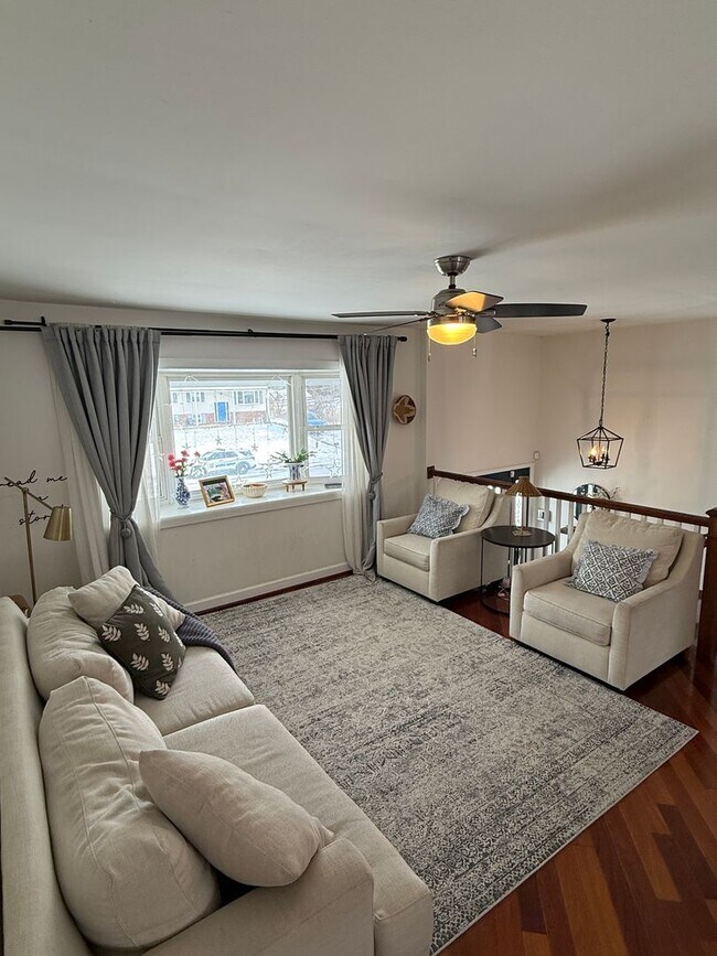 Building Photo - Beautiful 4-Bedroom Home with Finished Basement & Large Yard- Sykesville, MD