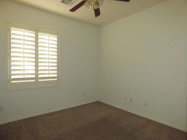 Building Photo - 4 bedroom home with SOLAR and all appliances!