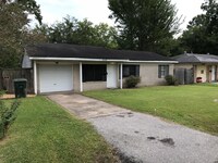 Building Photo - 9240 McLean St