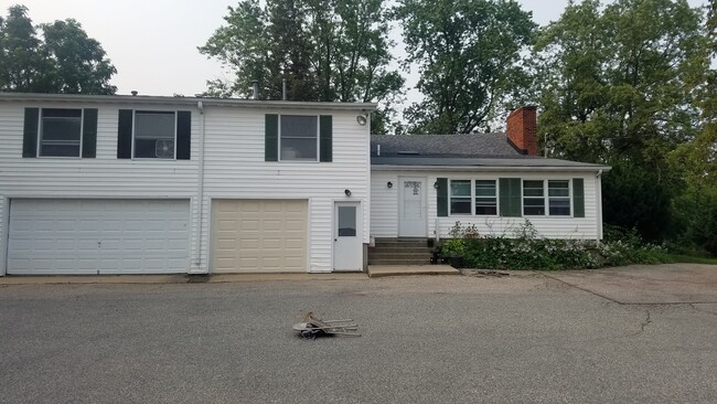 4200 Rear view - 4200 W Liberty Rd