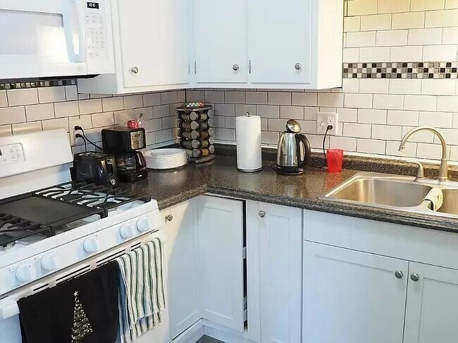 Updated kitchen - 1907 N 84th St