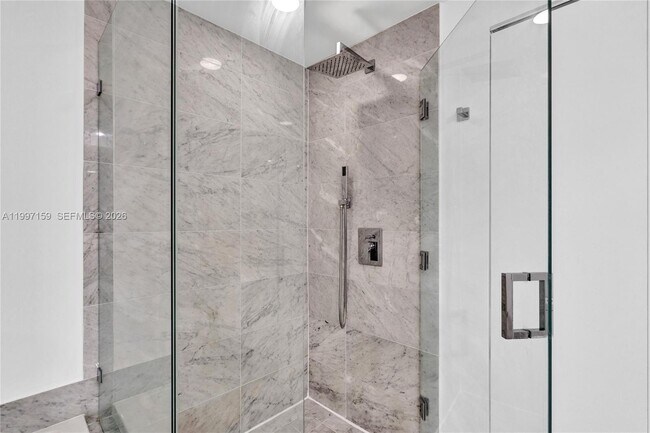 Building Photo - 801 S Miami Ave