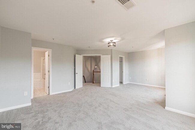 Building Photo - 111 Whiskey Creek Cir