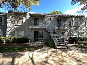 Building Photo - 3823 S Maryland Pkwy