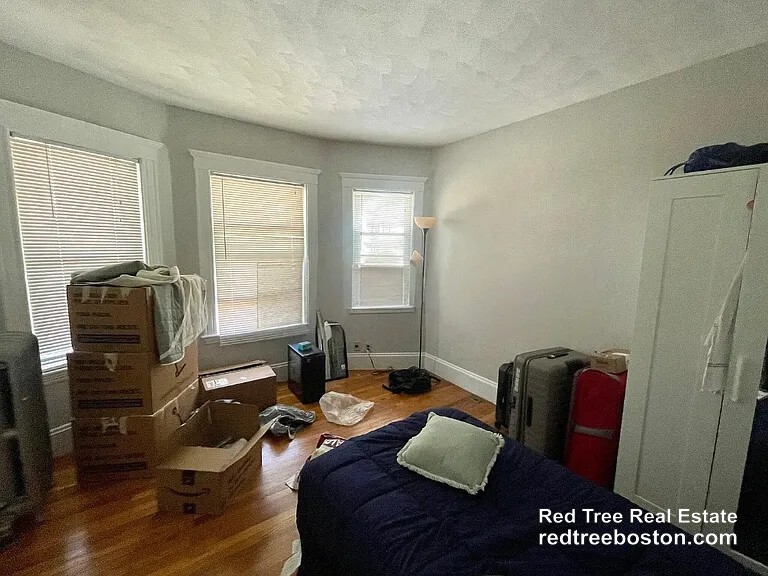 Building Photo - 38 George St