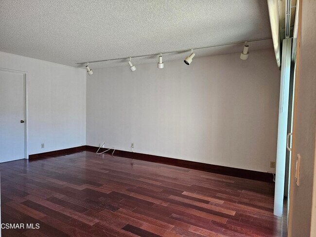 Building Photo - 2481 Moraga Ct