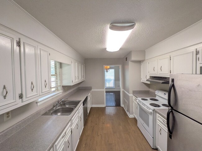 Building Photo - 531 Blue Ridge Crossing