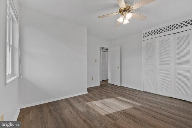 Building Photo - 908 Shelby Dr