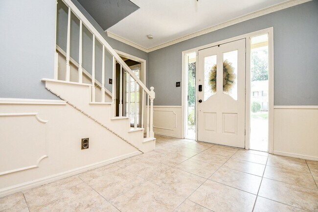 Building Photo - 1015 Kanah Ln