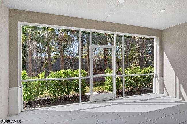 Building Photo - 286 Indies Dr E