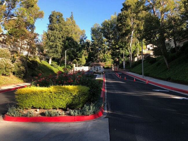 Building Photo - 22885 Hilton Head Dr