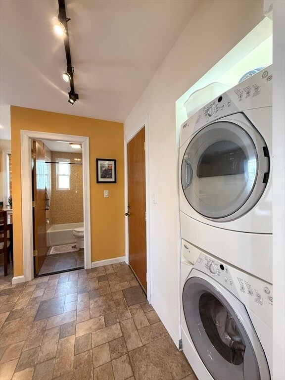 Building Photo - 295 Allston St