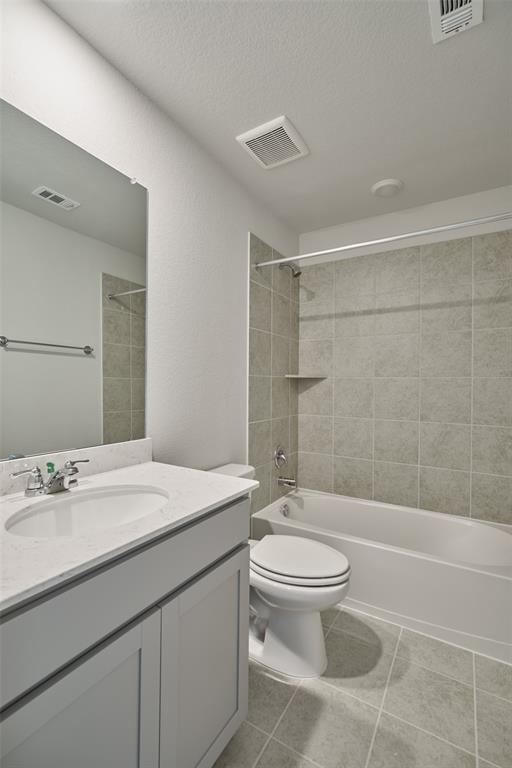 Building Photo - 28011 Clapton Path