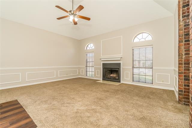 Building Photo - 919 Walters Dr