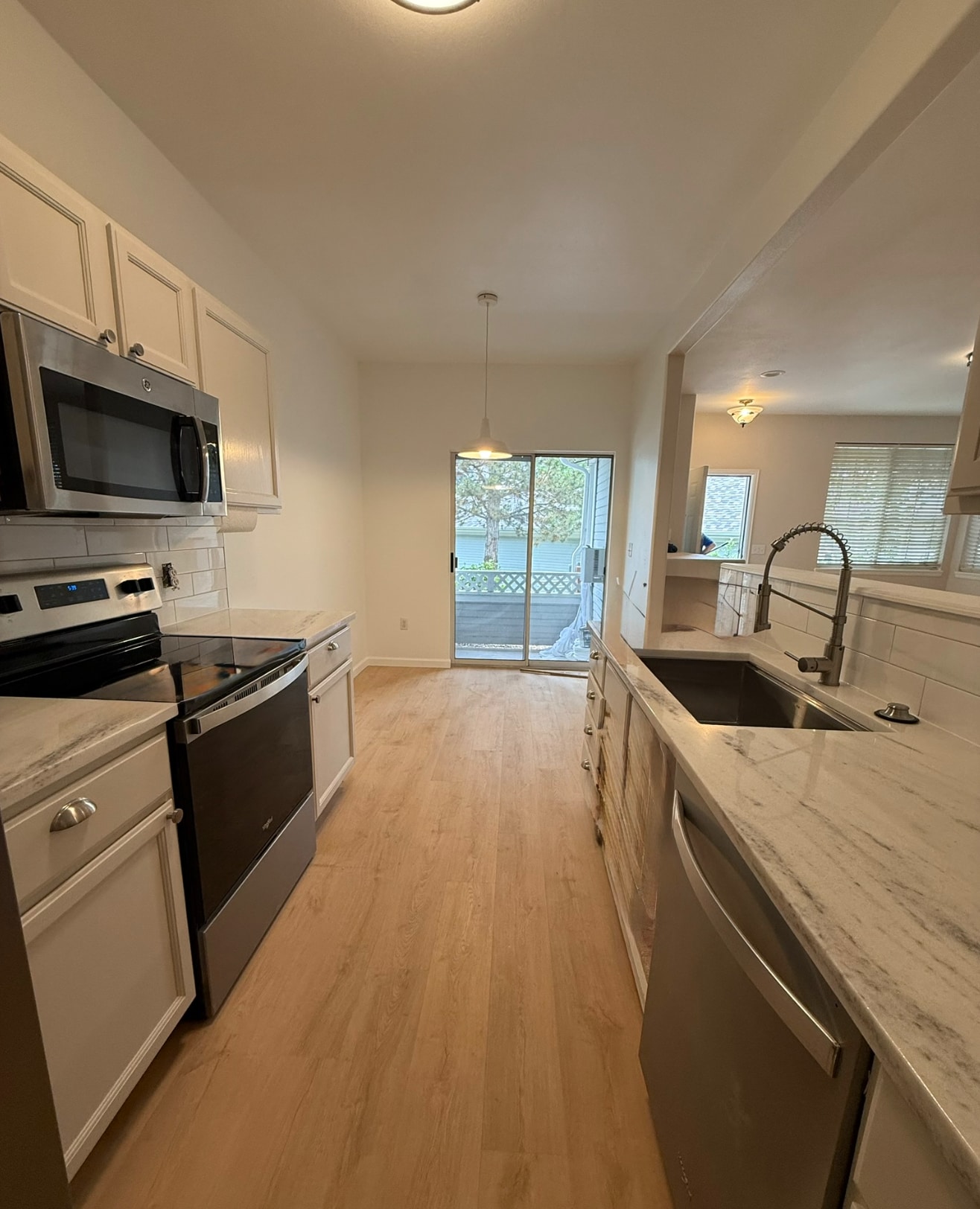 Kitchen 2 - 12943 Lafayette St