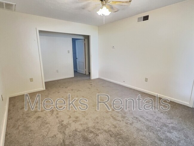 Building Photo - 2709 Furlong Ave
