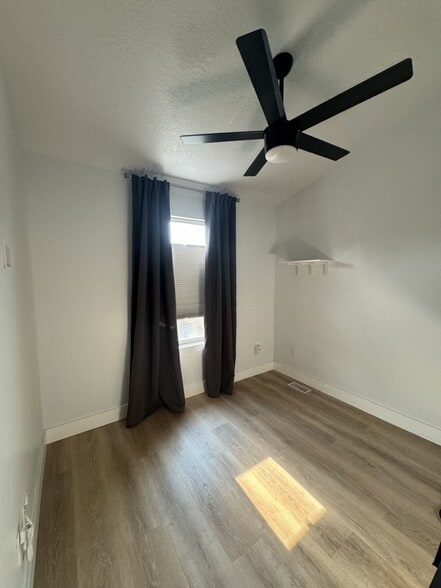 Building Photo - 3709 S Gowan Ln