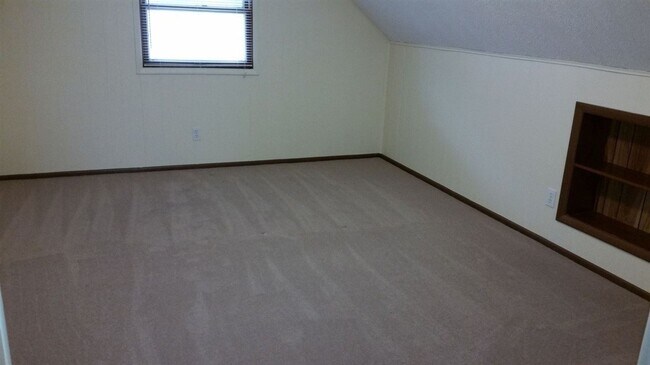 Building Photo - 4 br, 2 bath House - 4019 Washington Ave.