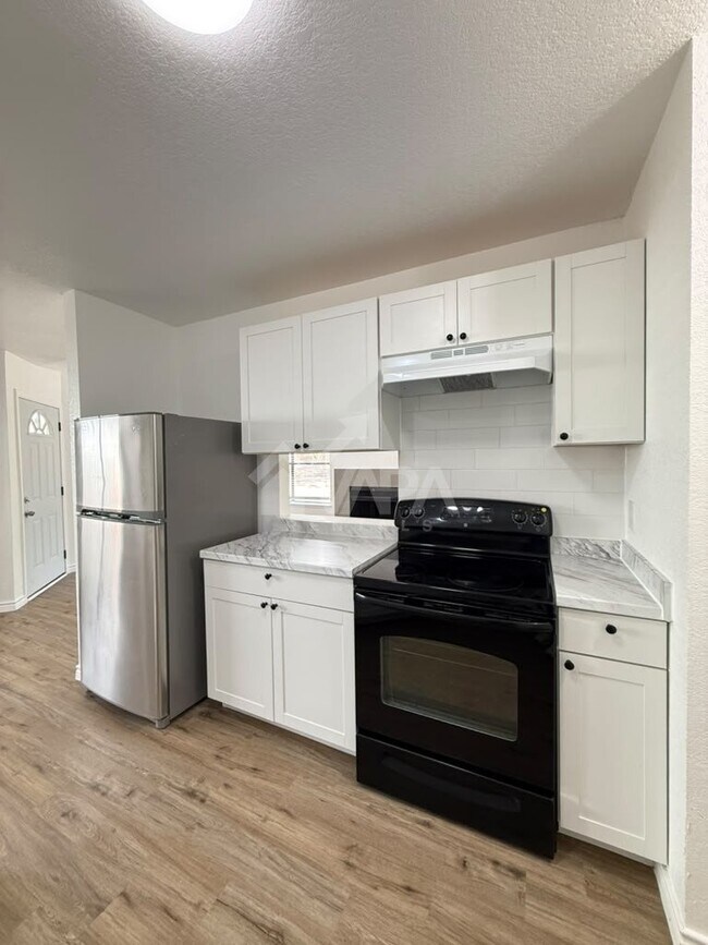 Building Photo - 4062 Fire Sun
