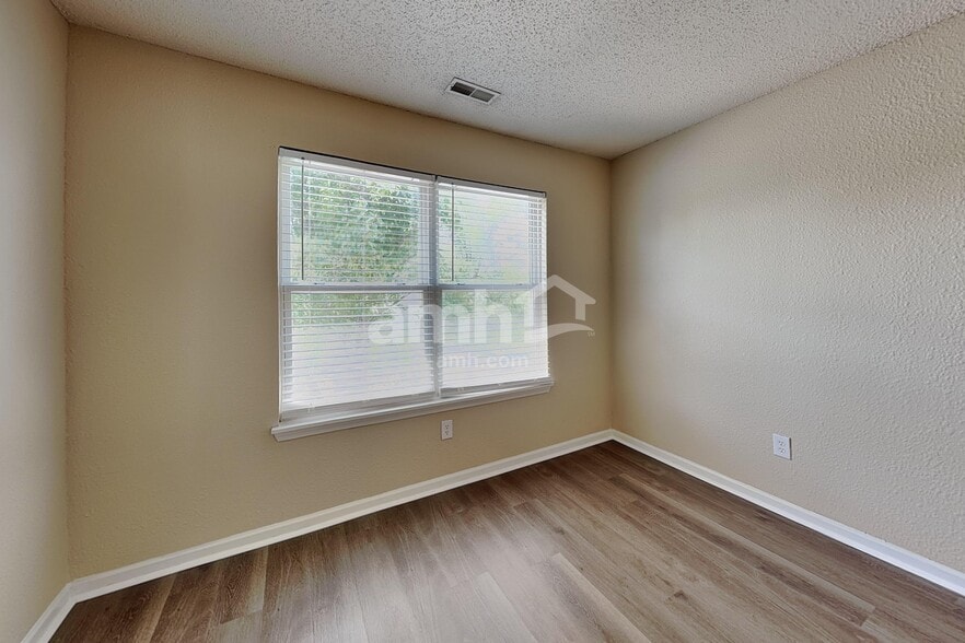 Building Photo - 4422 Autumn Crest Ct