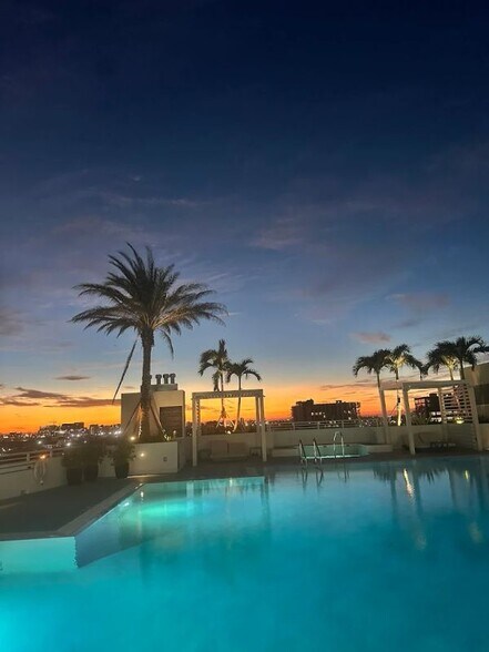 Building Photo - 251 NE 20th St