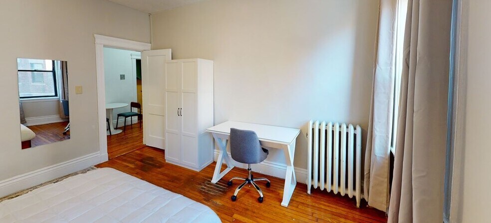 Building Photo - 50 Queensberry St