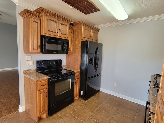 Building Photo - Cederbrook Farms Subdivision
