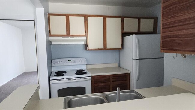 Building Photo - 3838 Bay Club Cir