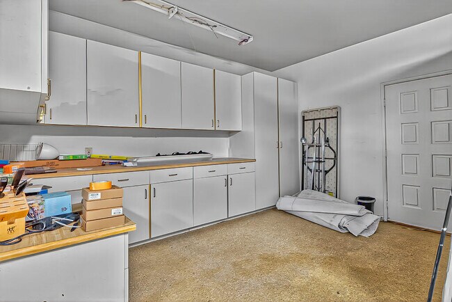 Building Photo - 42480 Buccaneer Ct