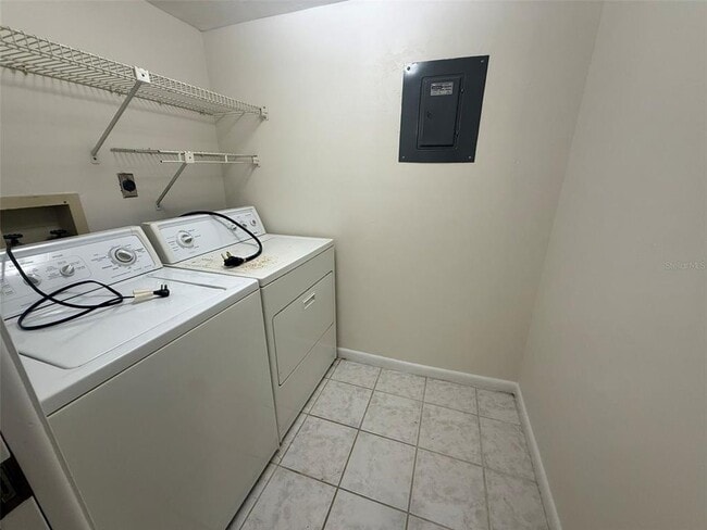 Building Photo - 1354 Rock Dove Ct