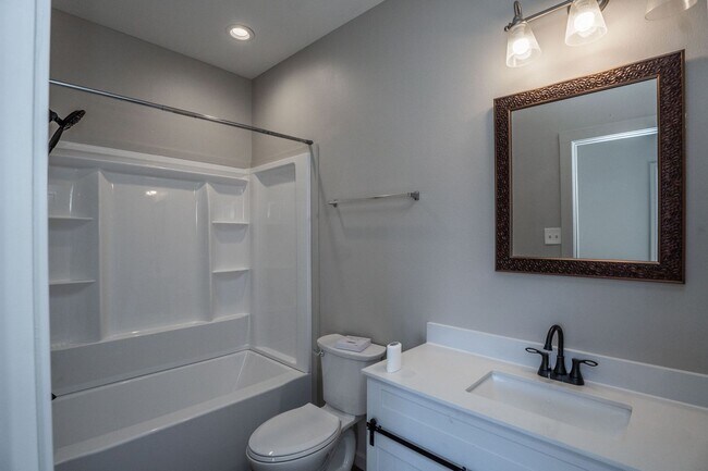 Building Photo - 4009 W. 17 ST