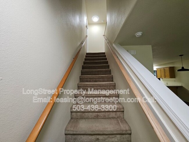 Building Photo - 5719 N Yale St